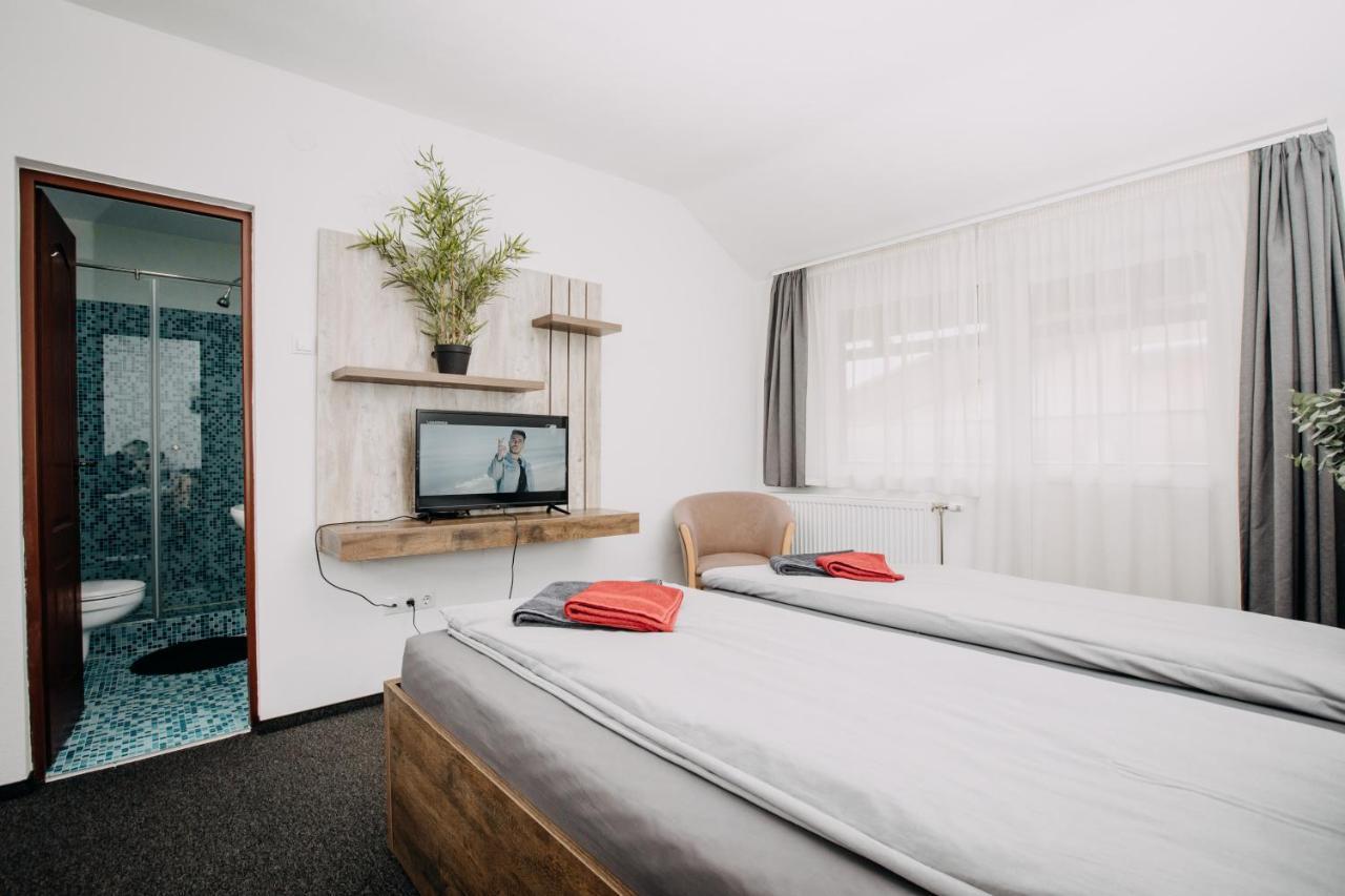 Palya Hotel Gheorgheni  Eksteriør bilde